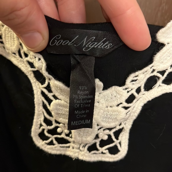 Black & lace slip - Picture 5 of 7